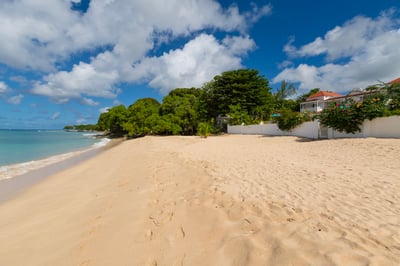 Luxury Villa Photo #24