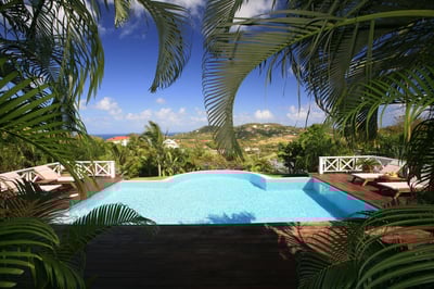 Luxury Villa Photo #3