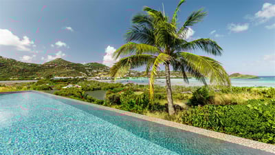 Luxury Villa Photo #13