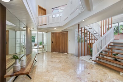 Luxury Villa Photo #27