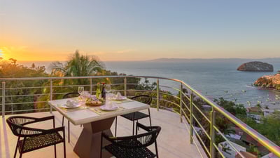 Luxury Villa Photo #57