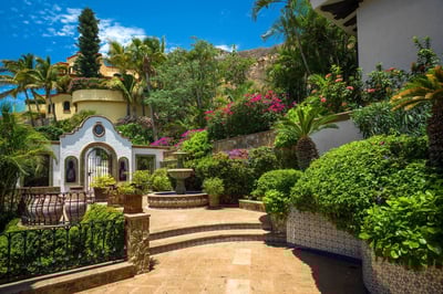 Luxury Villa Photo #12