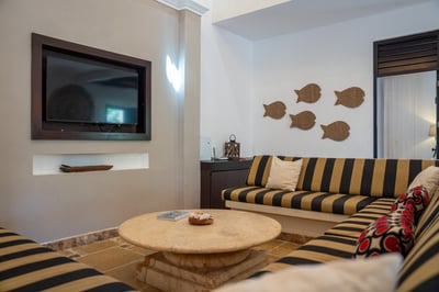 Luxury Villa Photo #37