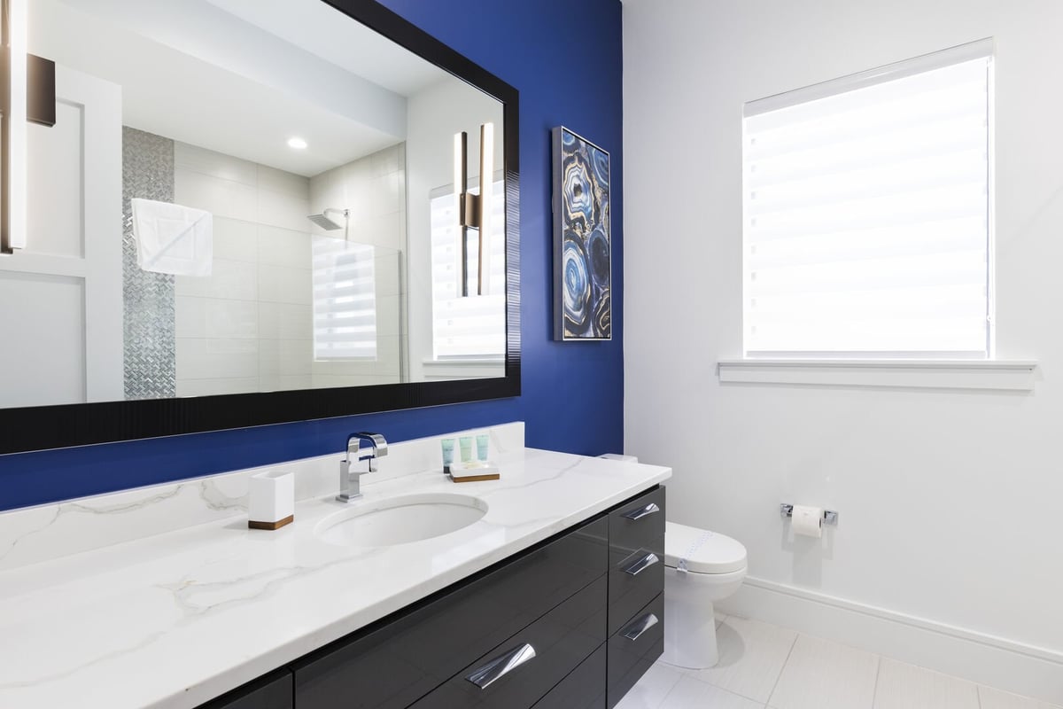 Unforgettable Utopia