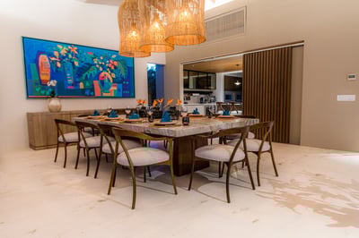 Luxury Villa Photo #18