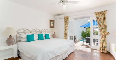 Luxury Villa Photo #10