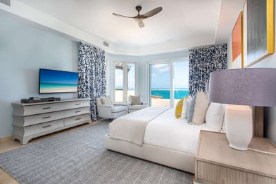 Luxury Villa Photo #10