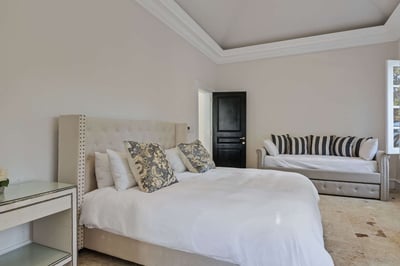 Luxury Villa Photo #45