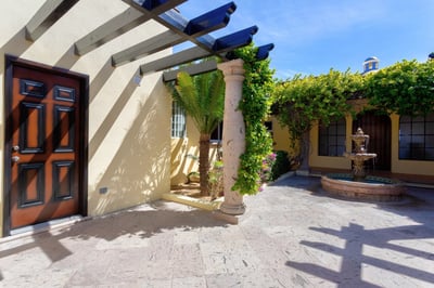 Luxury Villa Photo #51