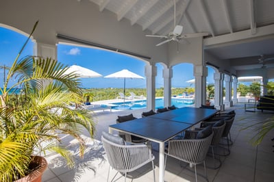 Luxury Villa Photo #9