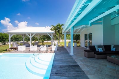 Luxury Villa Photo #15