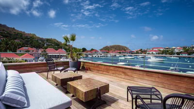 Terrace & Jacuzzi