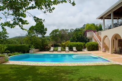 Luxury Villa Photo #3