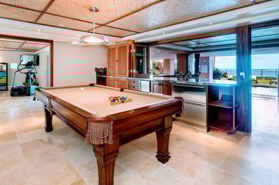 Luxury Villa Photo #20