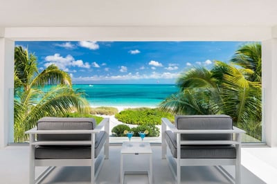 Luxury Villa Photo #3