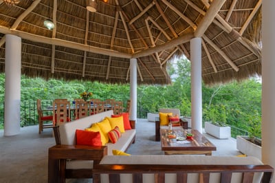 Luxury Villa Photo #14