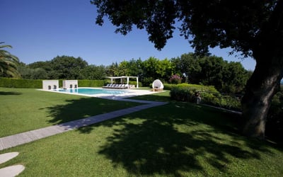Luxury Villa Photo #12