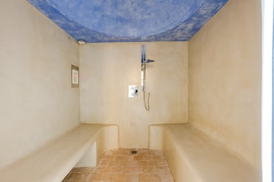 Luxury Villa Photo #33