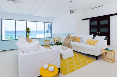 Luxury Villa Photo #18