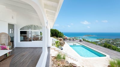 Luxury Villa Photo #17