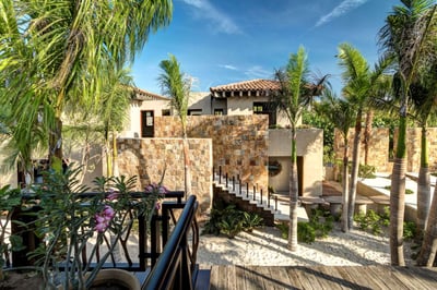 Luxury Villa Photo #21