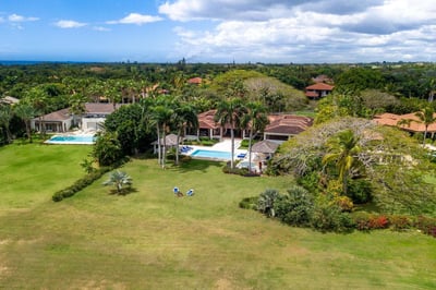 Luxury Villa Photo #10