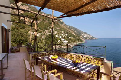 Luxury Villa Photo #4