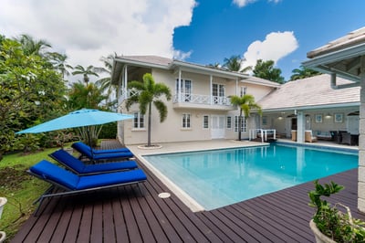 Luxury Villa Photo #4