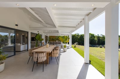 Luxury Villa Photo #17