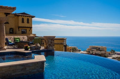 Luxury Villa Photo #9