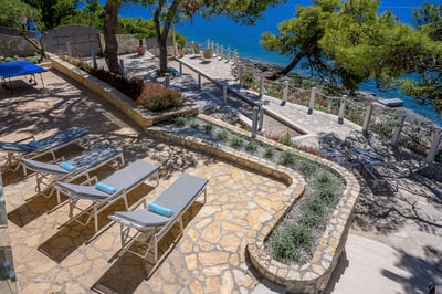Luxury Villa Photo #10