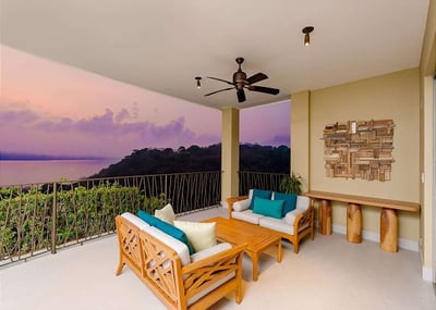 Luxury Villa Photo #3