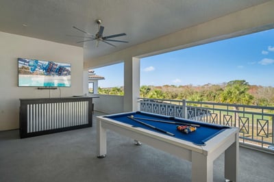 Luxury Villa Photo #13