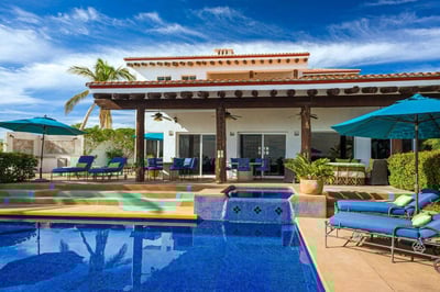 Luxury Villa Photo #2