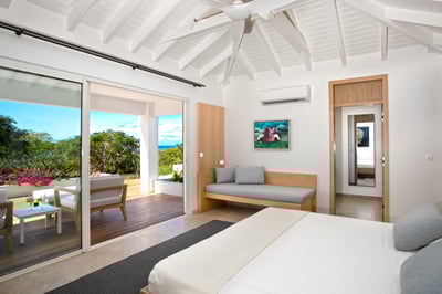 Luxury Villa Photo #31