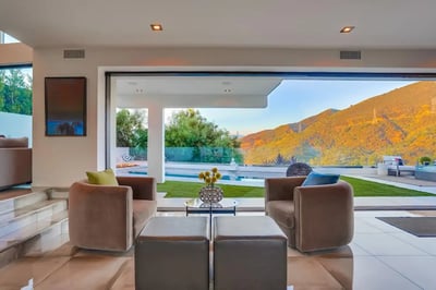 Luxury Villa Photo #24