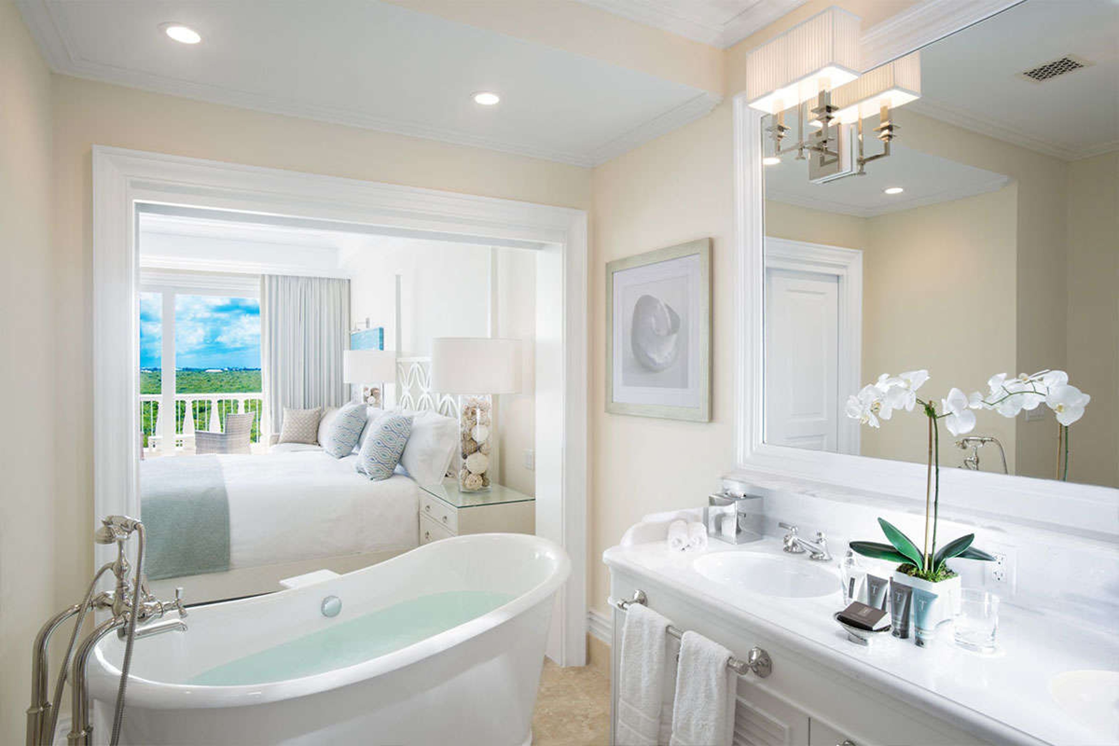 Pool View Junior Suite at The Shore Club - 2