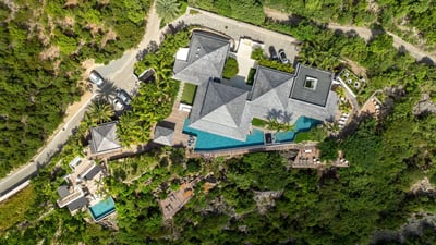 Luxury Villa Photo #5