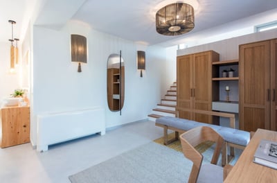 Luxury Villa Photo #22
