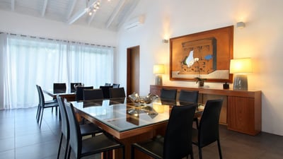 Luxury Villa Photo #13