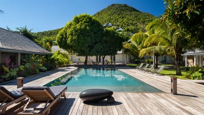 Luxury Villa Photo #5