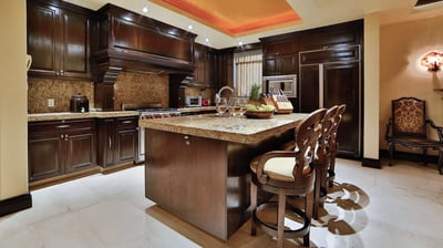 Luxury Villa Photo #3