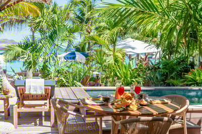 Luxury Villa Photo #3