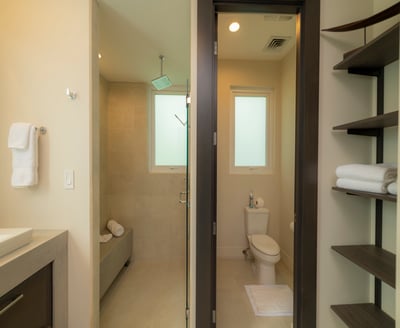 Luxury Villa Photo #38