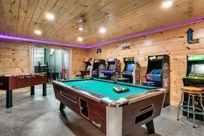 Luxury Villa Photo #17