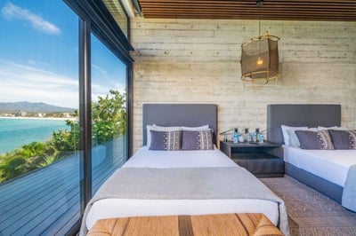 Luxury Villa Photo #43