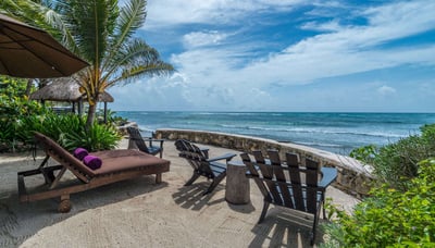 Luxury Villa Photo #3
