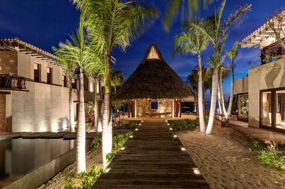 Luxury Villa Photo #5