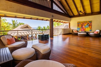 Luxury Villa Photo #21