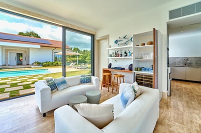 Luxury Villa Photo #8